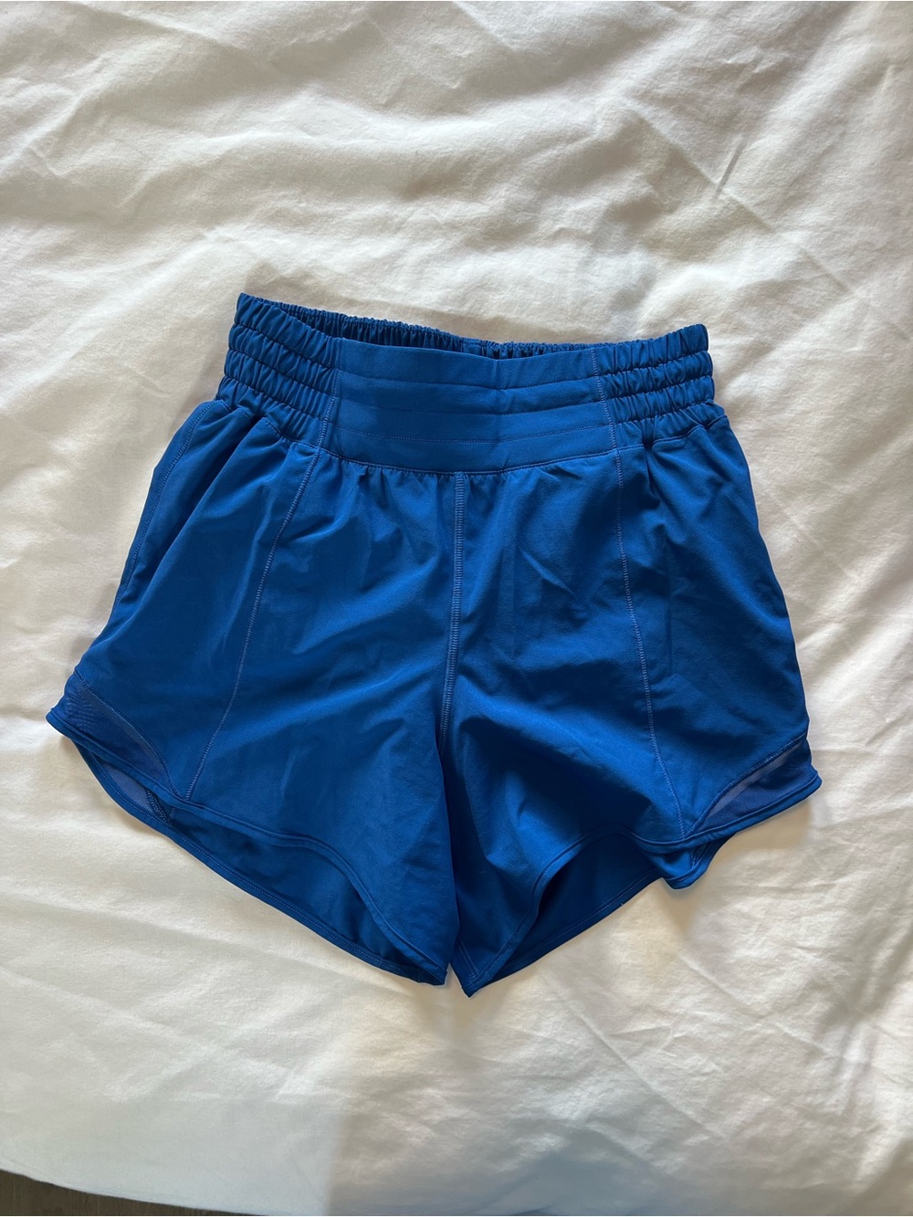 Women's Lululemon HR 4” hotty hot shorts